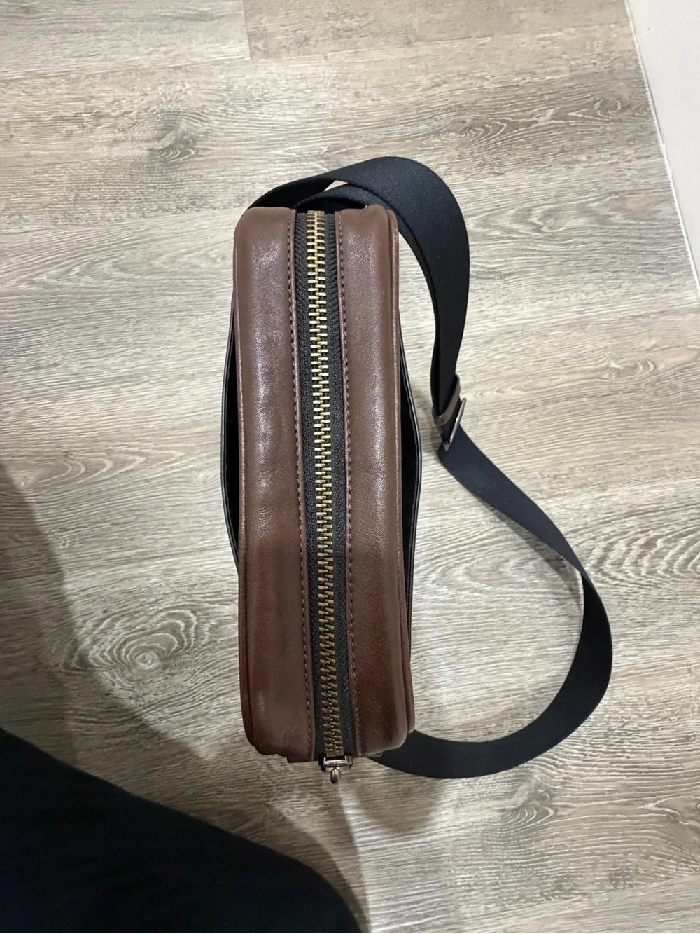 Vintage COACH Purse Crossbody Messenger Bag Dark Brown Leather